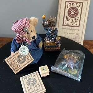 Boyd’s Bears & Friends New in Box